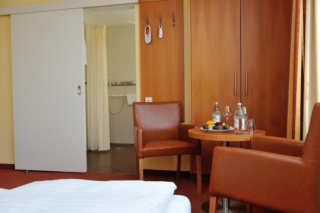 Hotel Vis A Vis Lindau  Eksteriør bilde